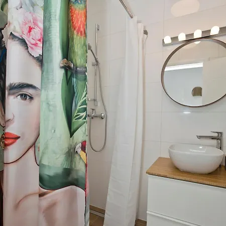 Daire Dinko Hvar Town